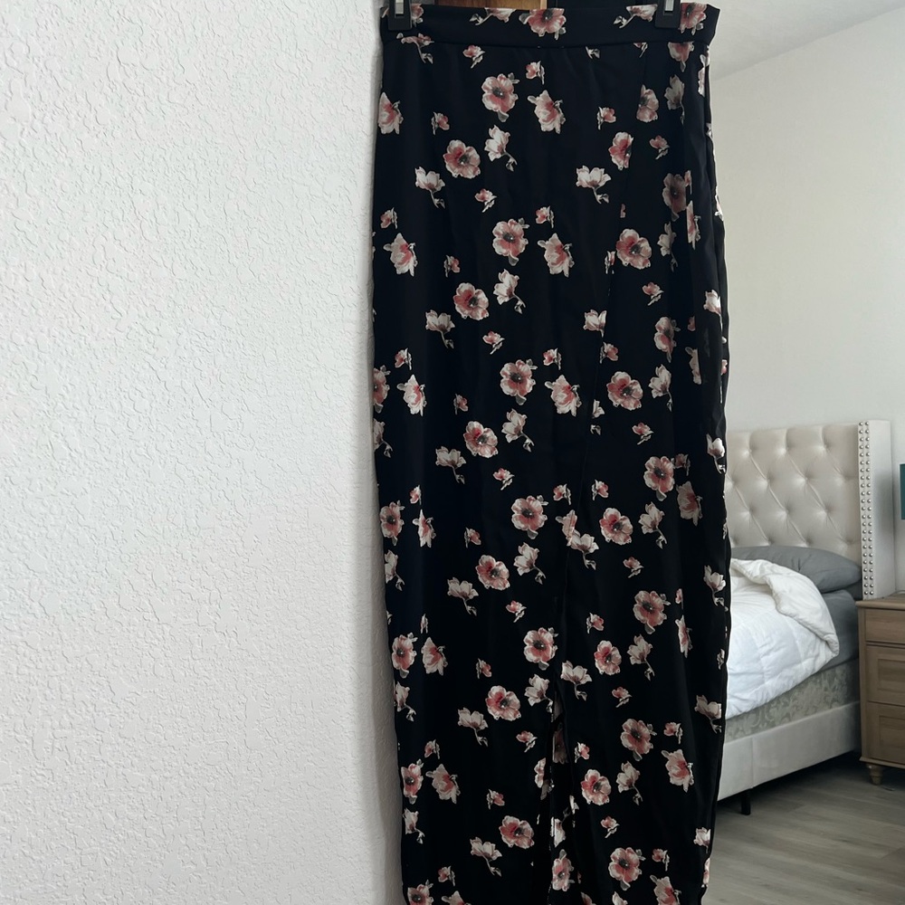 Charlotte Russe Black Floral Maxi Skirt